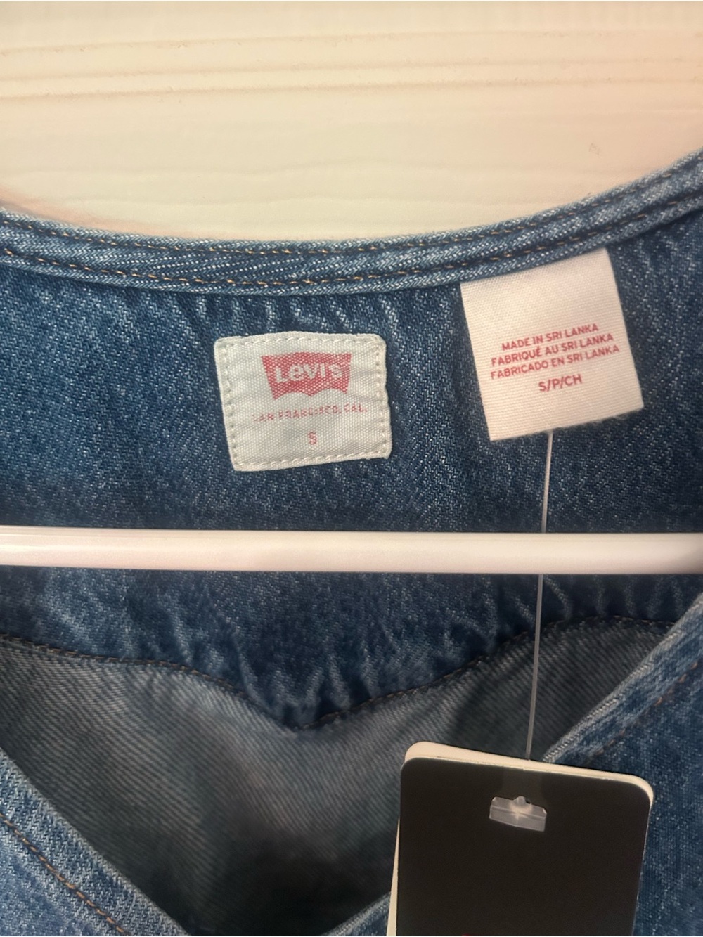 Levi's Blue Denim Button Vest Size Small | Slim Cropped Fit | Cinch - Picture 6 of 7